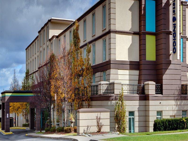 Best Western Premier Toronto Airport Carlingview Hotel Exterior foto