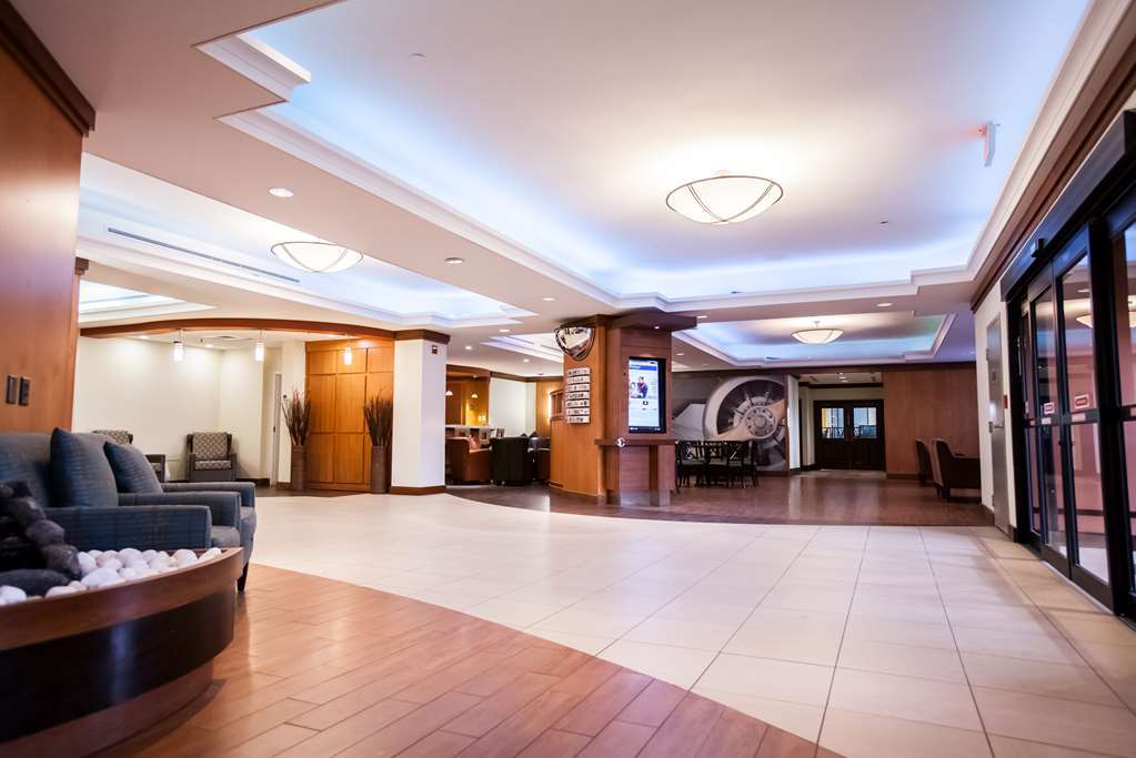 Best Western Premier Toronto Airport Carlingview Hotel Interior foto